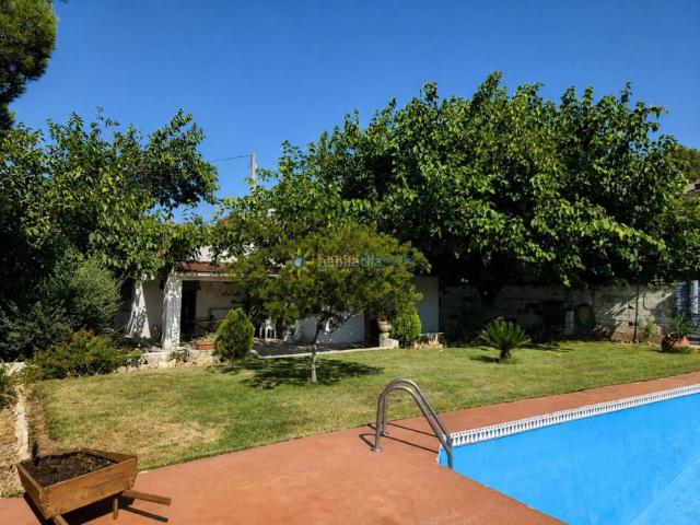 Masía en venta en Cárcer. Chalet con amplia parcela en Cárcer. Masías.