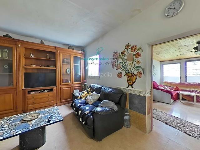 Masía en venta en Castellet i la Gornal. Casa en venta en Castellet I La Gornal, de planta baja, 4250 m2 de terreno, al lado de una población. Masías Castellet i la.