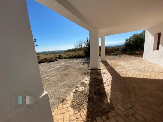Casa en venta en Castellón de la Plana, Ciutat del Transport La Salera. FINCA AGRICOLA CON MASIA DE 200M2,EN URBANIZACION BENADRESA,CON ACCION DE POZO Y BALSA PROPIA. Casas Castellón de la.