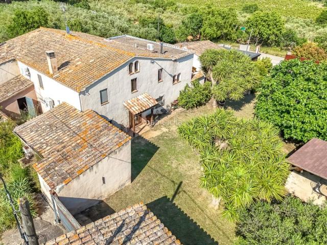 Masía en venta en Castellví de la Marca. Masías Castellví de la.