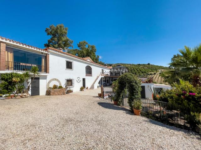 Masía en venta en Casarabonela. Masías.