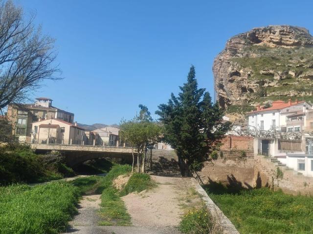 Masía en venta en Cervera del Río Alhama. Venta Casa, Cervera del Rio Alhama Rioja Sur, terraza, terreno, vistas. Masías Cervera del Río.