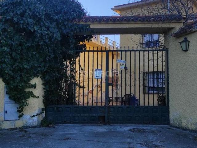 Chalet en venta en Chinchón. Chalets.
