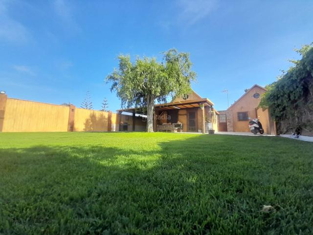 Masía en venta en Chipiona, Las Tres Piedras Costa Ballena. Masías.