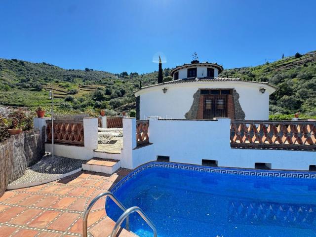 Masía en venta en Cómpeta. casa de campo en torrox con vista a la montaña. Masías.