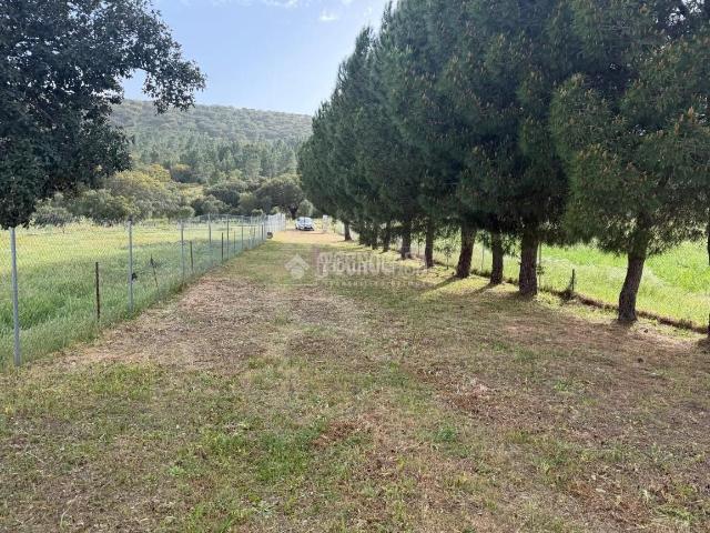 Masía en venta en Codosera La. Casa rural en venta en La codosera. Masías Codosera.