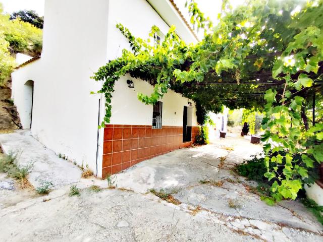 Masía en venta en Coín. Masías.