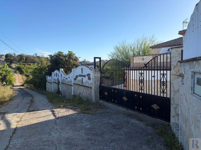 Masía en venta en Coín. Encantadora finca en Coín con auténtico estilo cortijo andaluz, completamente reformada y situada en una zona privada y muy tranqu. Masías.