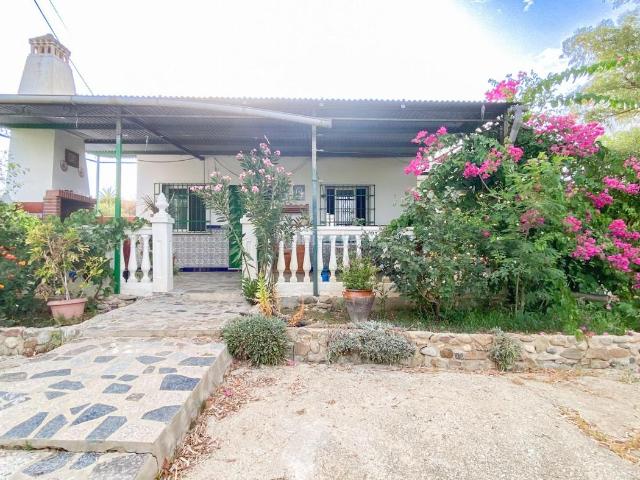 Masía en venta en Coín. FINCA DE USO AGRARIO CON CASA EN COÍN. MÁLAGA. Masías.