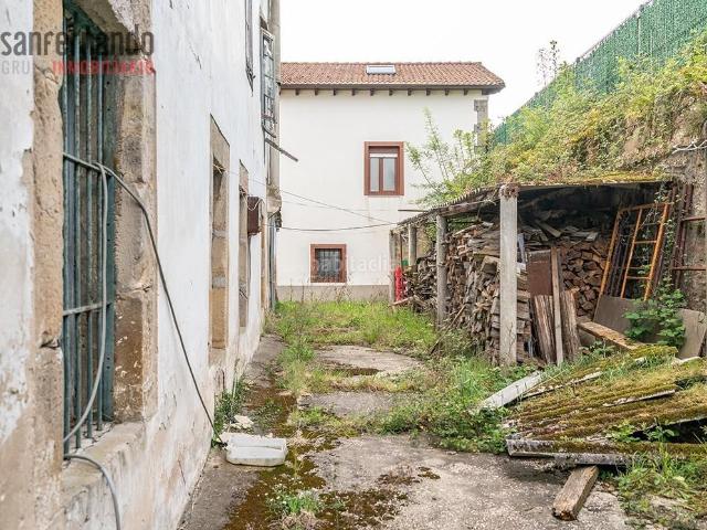 Masía en venta en Corvera de Toranzo. Alta rentabilidad, construcción para hotel, alquiler turístico o viviendas. Masías Corvera de.