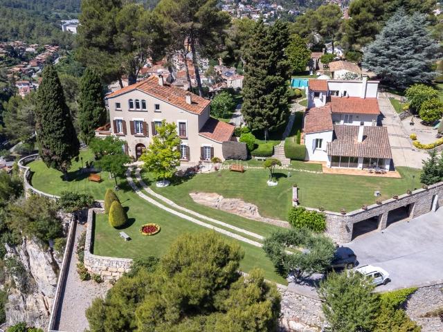 Masía en venta en Corbera de Llobregat. Masías Corbera de.