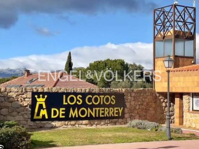 Masía en venta en Cotos de Monterey. Exclusiva Villa de Lujo en Cotos de Monterrey. Masías Cotos de.