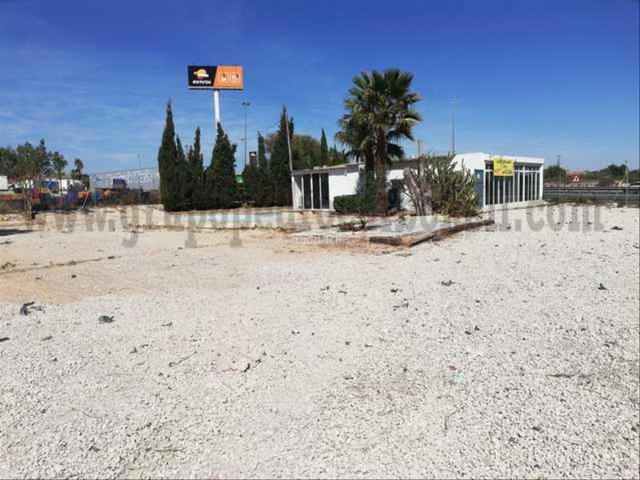 Masía en venta en Crevillente. ELCHE CREVILLENTE VENTA VIVIENDA CON PARCELA. Masías.