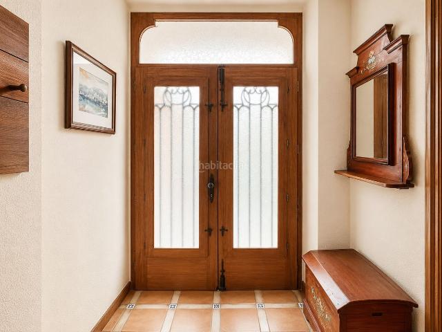 Masía en venta en Darnius. Casa de pueblo con encanto en el centro de Darnius. Masías.