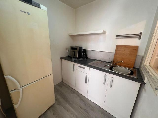 Masía en venta en Dolores. Casa de pueblo semireformada en Dolores. Masías.