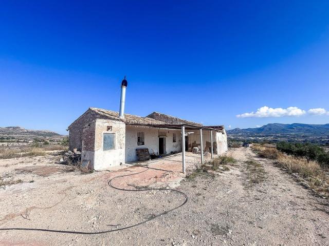 Masía en venta en Elda, San Crispín Huerta Nueva Estación. Masías.