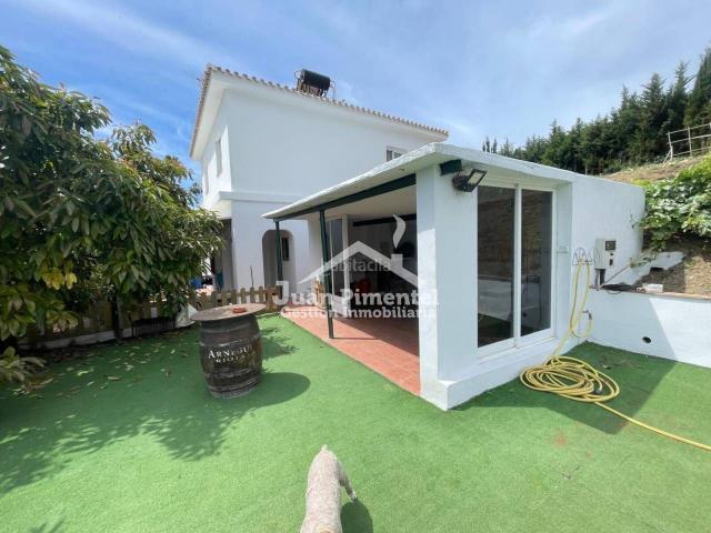 Masía en venta en Estepona, Los Llanos. Casa de campo en Las Alberdinas, El Padrón Estepona Este. Masías.