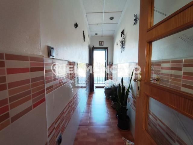 Masía en venta en Formentera del Segura. Fantástica casa de pueblo reformada lista para entrar a vivir en Los Palacios, Formentera del Segura. Masías Formentera del.