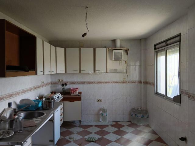 Masía en venta en Granada, Rosaleda Juventud. Amplia Propiedad en La Chana, Granada. Masías.