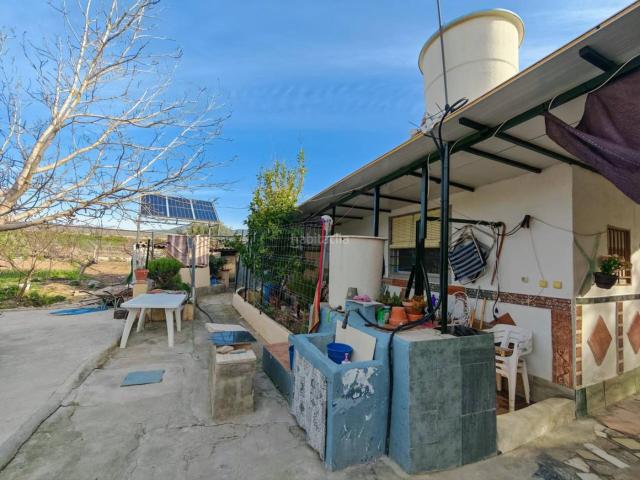 Masía en venta en Huétor Tájar. PARCELA DE RECREO CON CASETA AGUA Y LUZ. Masías Huétor.