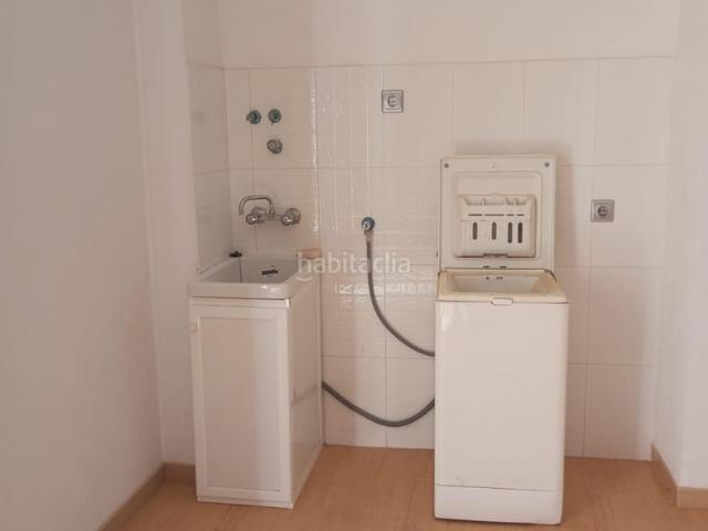 Masía en venta en Huelma. CASA ZONA NUEVA DE HUELMA. Masías.