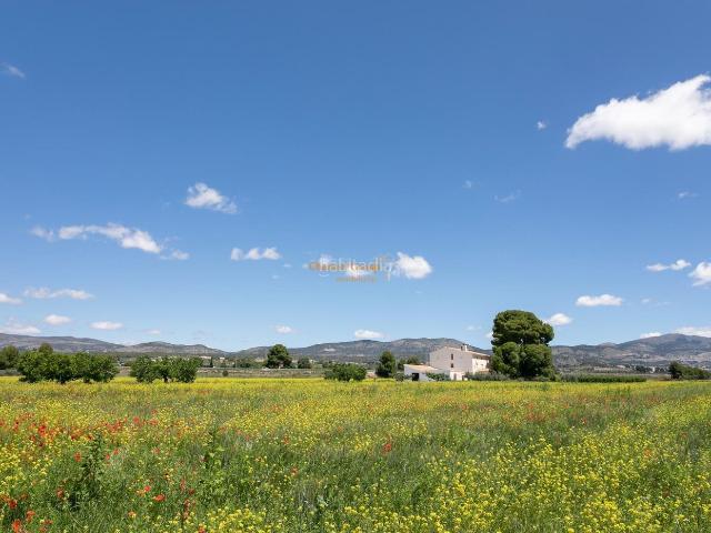Masía en venta en Ibi. Venta de PARCELA y casa de Campo con Estilo en IBI a 30 minutos de ALICANTE!. Masías.