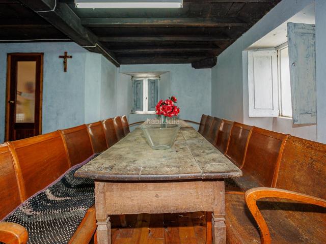 Masía en venta en Ibias. Grupo de casas con 17 hectáreas y producción forestal en Asturias. Masías.