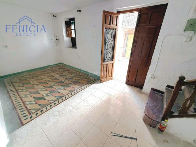Masía en venta en Jete. Gran casa de pueblo a reformar a la venta en Jete. Masías.