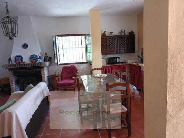 Masía en venta en Jubrique. Exclusiva finca rústica con dos viviendas, piscina y vistas al Valle del Genal Jubrique Serranía de Ronda. Masías.