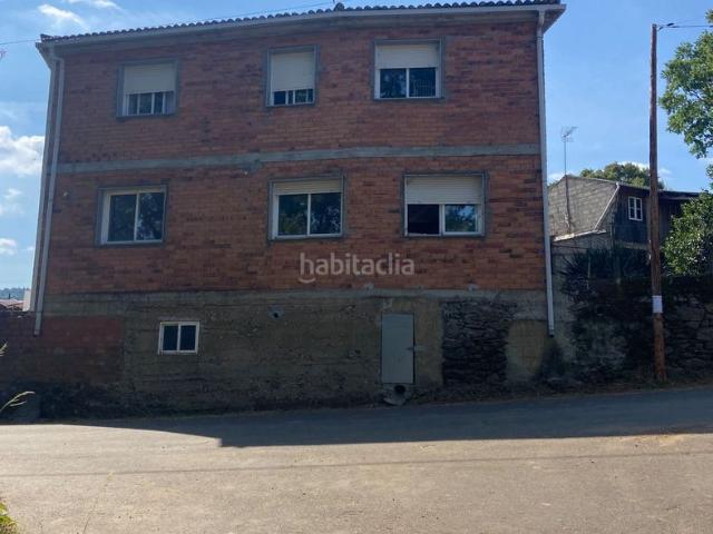 Masía en venta en Lalín. Vivienda muy amplia. Masías.