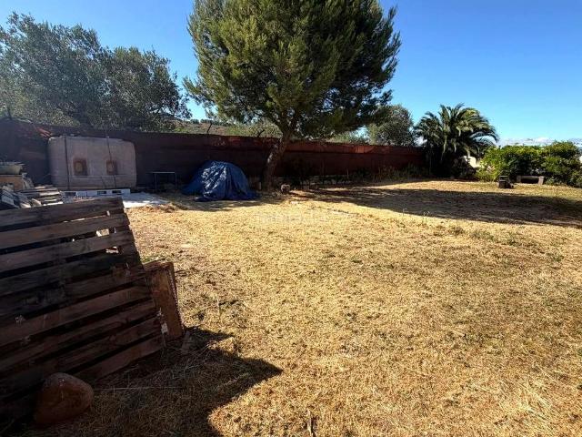 Masía en venta en Lardero. FINCA CON CASA. Masías.