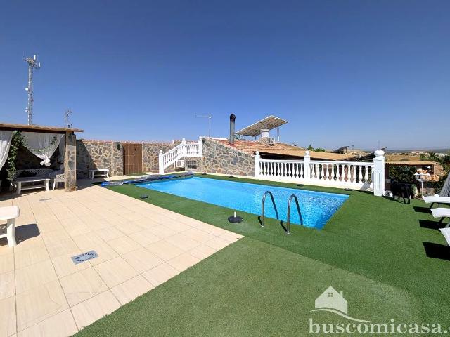 Masía en venta en Linares, Centro ciudad. Impresionante casa rústica en Linares. Masías.