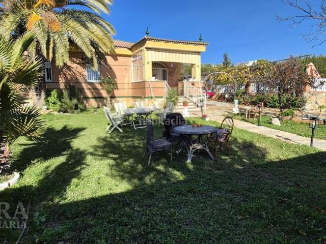 Masía en venta en Linares, San Gonzalo. Chalet Rústico en Camino Úbeda. Masías.