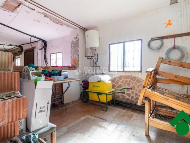 Masía en venta en Loja. Casa rural en venta en Loja. Masías.