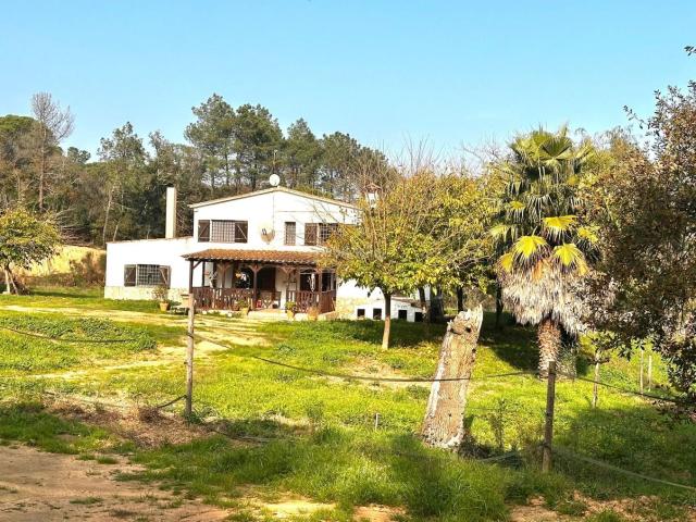 Masía en venta en Maçanet de la Selva, Montbarbat. MASÍA RÚSTICA, MODERNA Y CON ESTABLOS EN MAÇANET DE LA SELVA. Masías Maçanet de la.