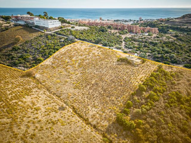 Masía en venta en Manilva, Manilva Pueblo. Terreno en suelo no urbanizable por protección de viñedos con casa en Manilva. Masías.