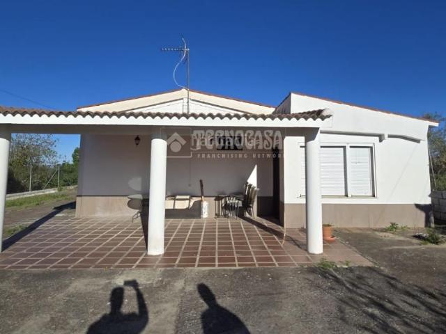 Masía en venta en Montemayor. Casa rural en venta en Montemayor. Masías.