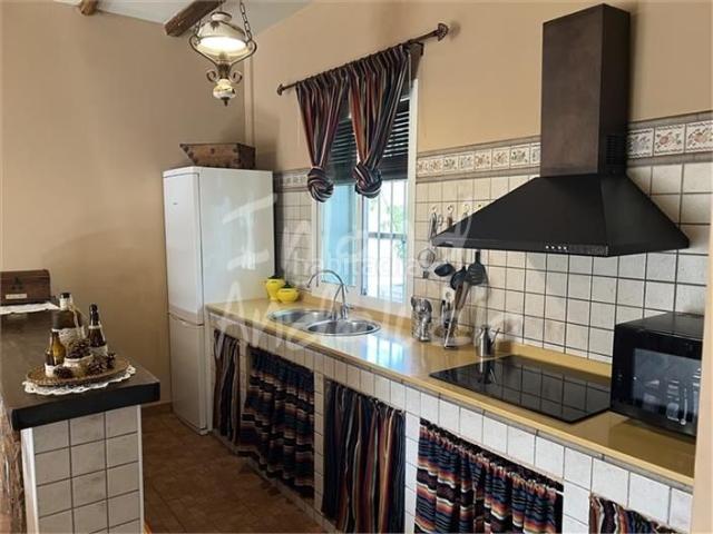 Masía en venta en Montefrío. Masías.