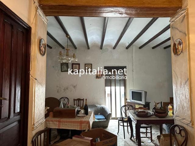 Masía en venta en Montichelvo. CASA A LA VENTA EN MONTIXELVO. Masías.