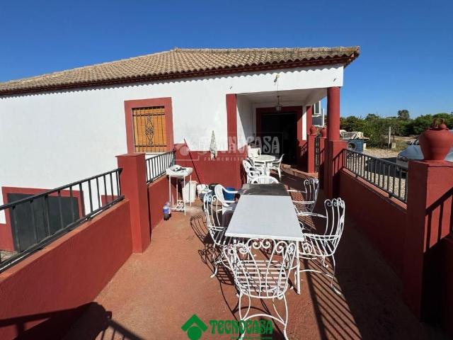 Masía en venta en Montoro. Casa rural en venta en Montoro. Masías.
