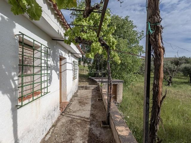 Masía en venta en Monachil, Barrio de la Vega. Finca rústica con casa de aperos y espectaculares vistas en Monachil. Masías.