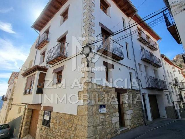 Masía en venta en Morella. CASA DE PUEBLO EN VENTA EN MORELLA. Masías.