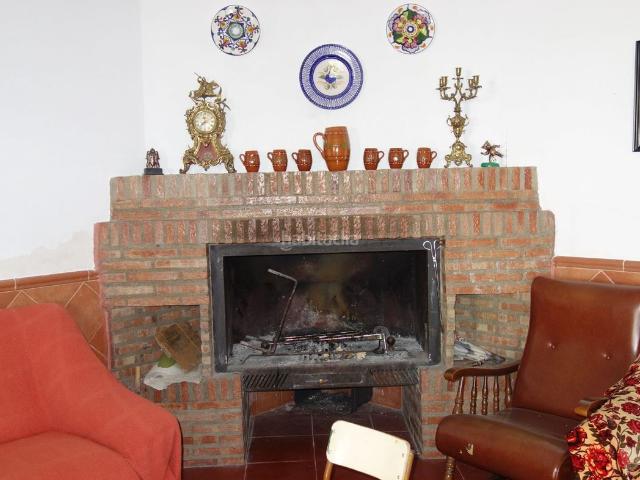 Masía en venta en Motril, Los Tablones La Garnatilla. Vivienda rural de 1 dormitorio y un baño, más almacénapero en finca de secano en Los Tablones. Masías.