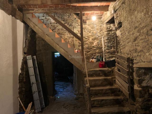 Masía en venta en Olot. Masia con 30 ha de terreno. Masías.