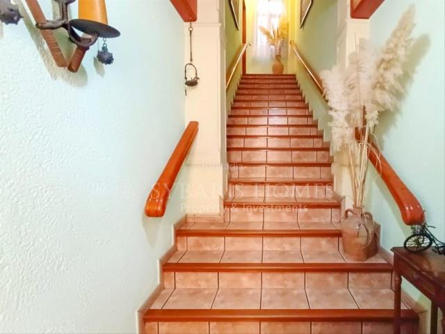 Masía en venta en Ondara. CASA DE PUEBLO EN ONDARA 5 HABITACIONES CON PATIO INTERNO. Masías.