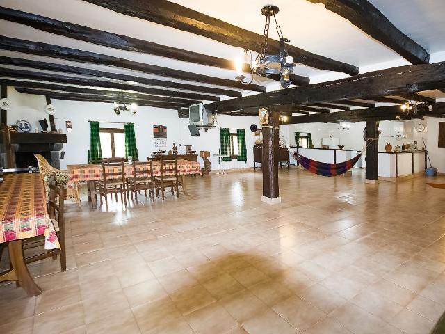 Masía en venta en Orexa. Masías.