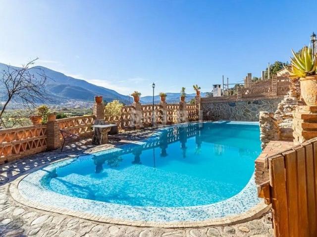 Masía en venta en Órgiva. Conjunto de 3 casas rurales independientes con licencia turística Órgiva Granada. Masías.