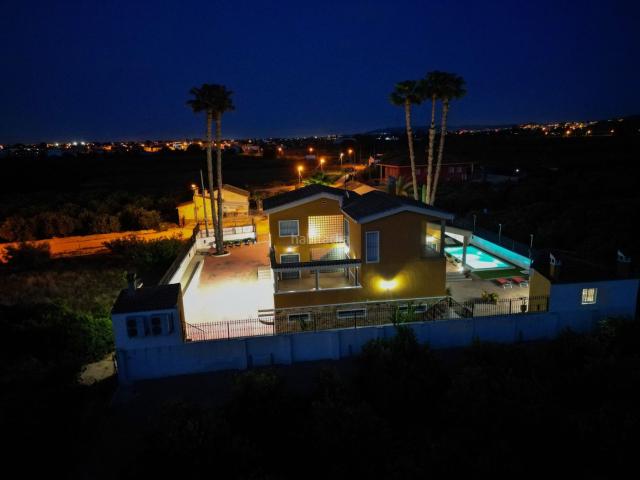 Masía en venta en Orihuela, Desamparados Hurchillo Torremendo. Masías.