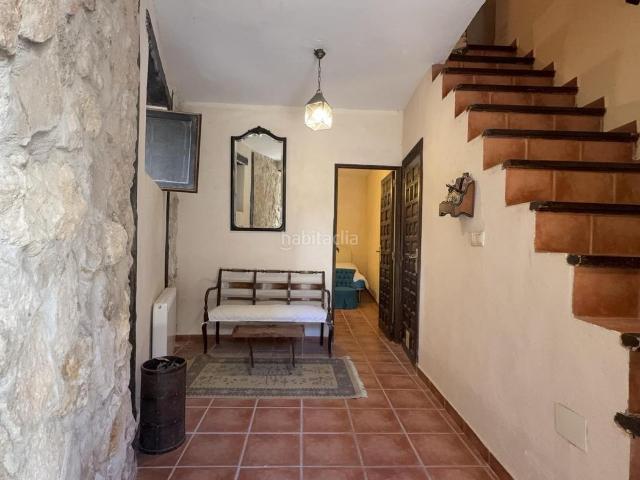 Masía en venta en Pastrana. INMOBILIARIA ARBETETA VENDE CASA DE PUEBLO DE TRES DORMITORIOS EN PASTRANA. Masías.