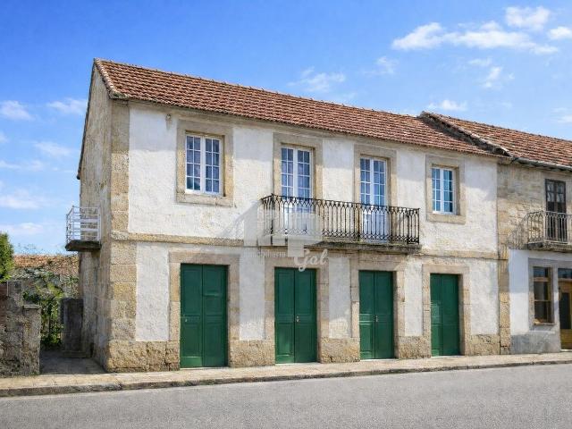 Masía en venta en Pazos de Borbén. Masías Pazos de.